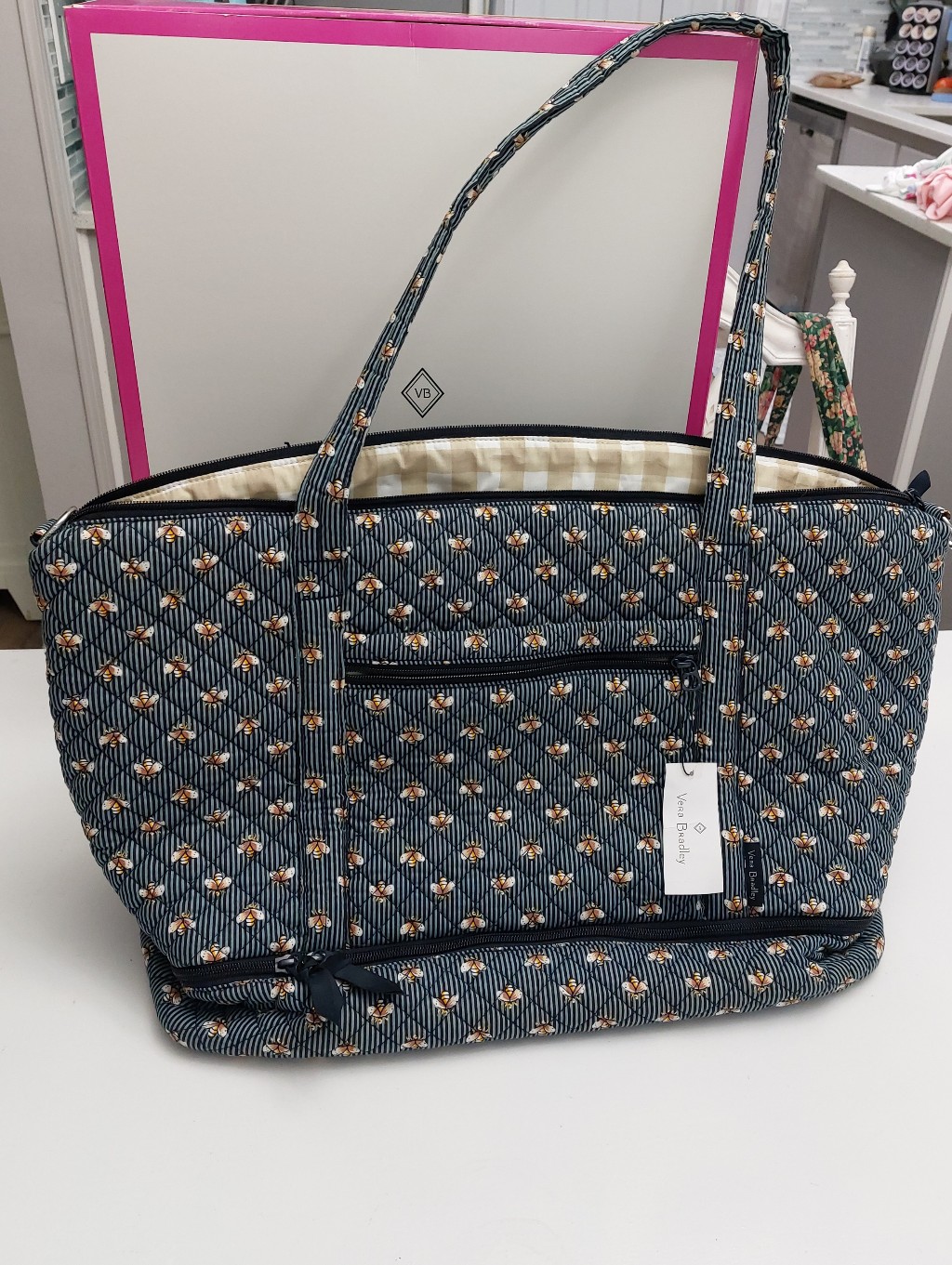 Vera Bradley Deluxe Travel Tote Bees Navy Nwt
